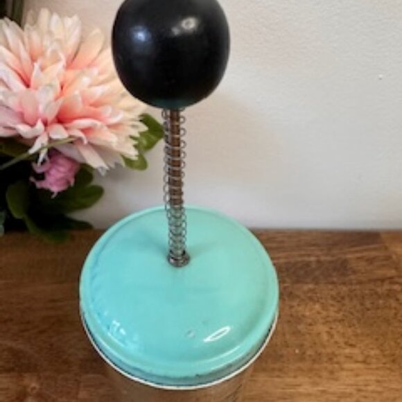 Vintage Androck Nut Chopper Glass‎ Jar Turquoise Metal Lid Retro Kitchen Tool - Picture 3 of 5